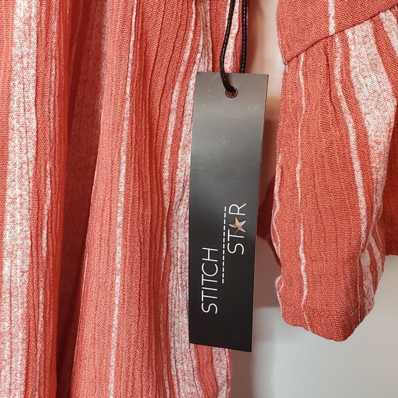 Striped Ruffle Blouse - Picture 3 of 4